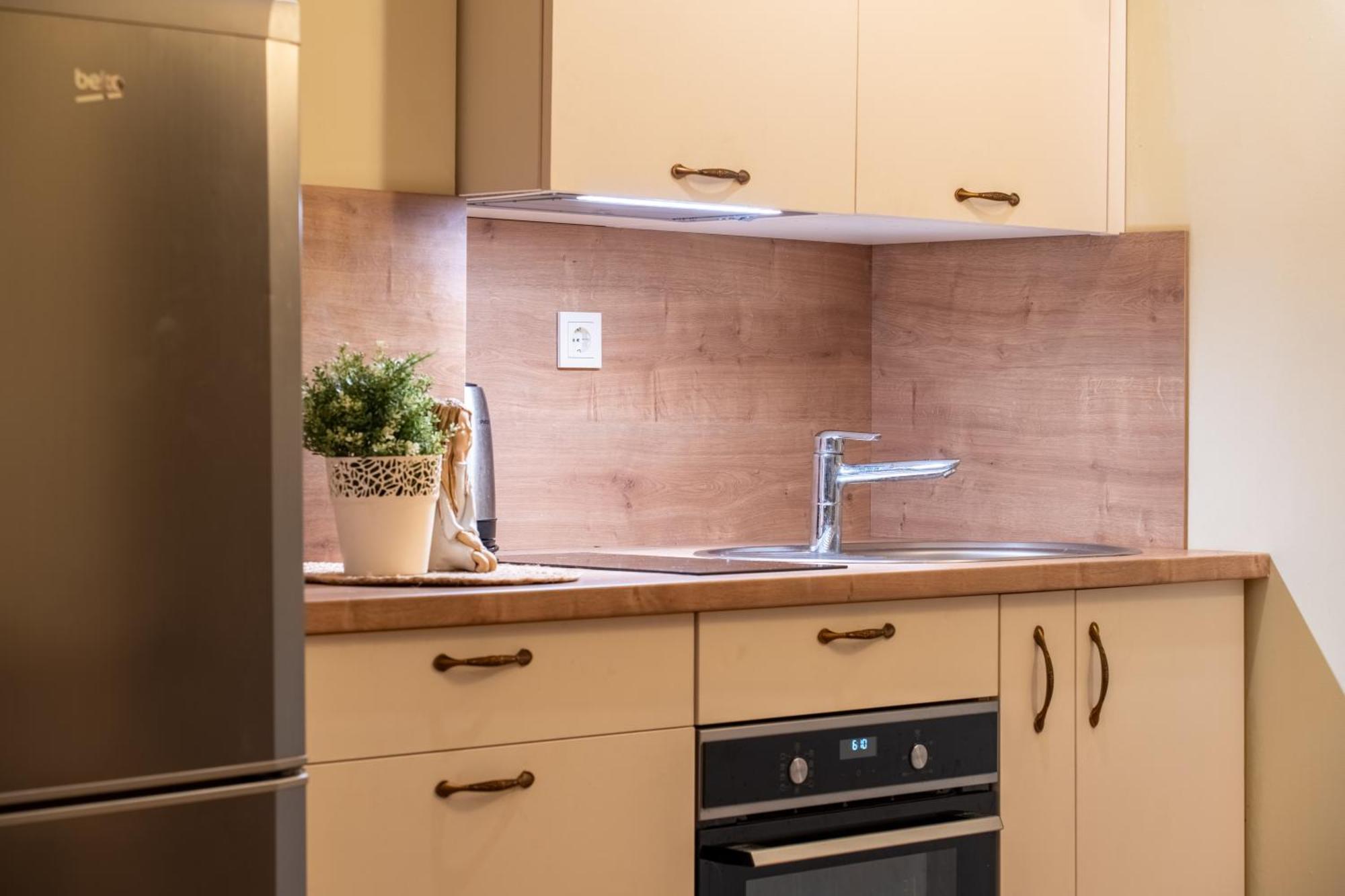Cozy Suite With Inner Yard فيلنيوس المظهر الخارجي الصورة