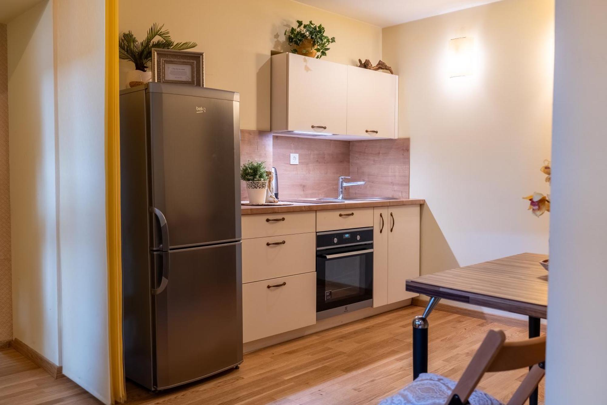 Cozy Suite With Inner Yard فيلنيوس المظهر الخارجي الصورة