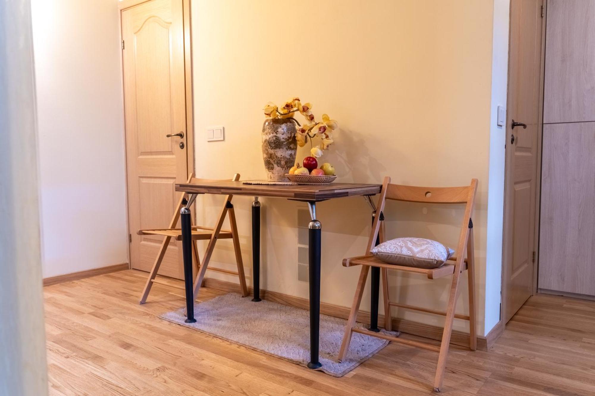 Cozy Suite With Inner Yard فيلنيوس المظهر الخارجي الصورة