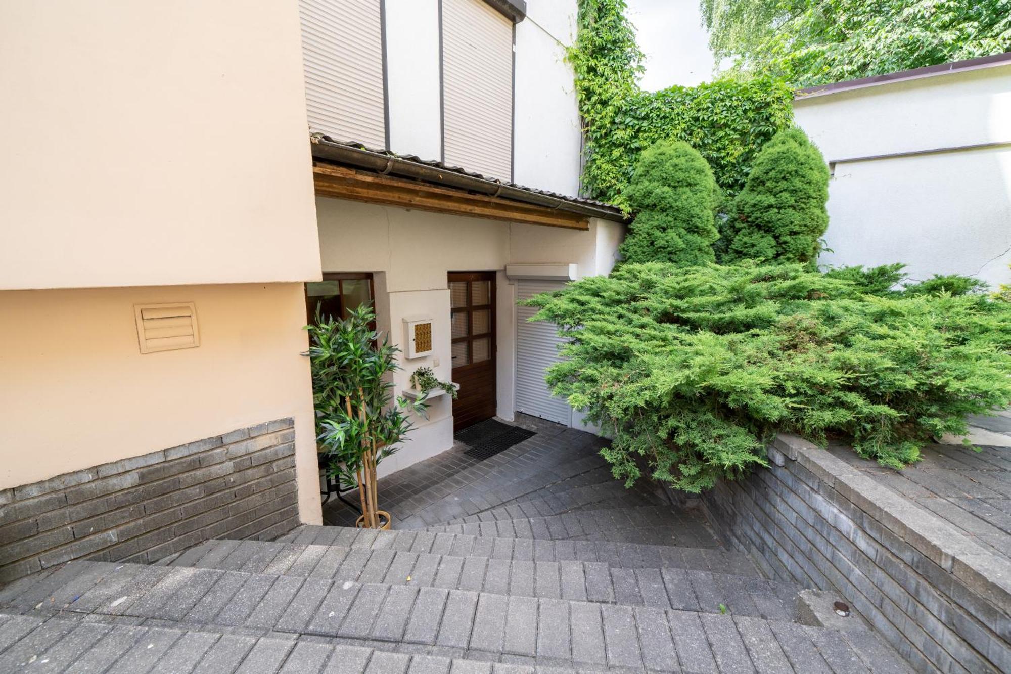 Cozy Suite With Inner Yard فيلنيوس المظهر الخارجي الصورة